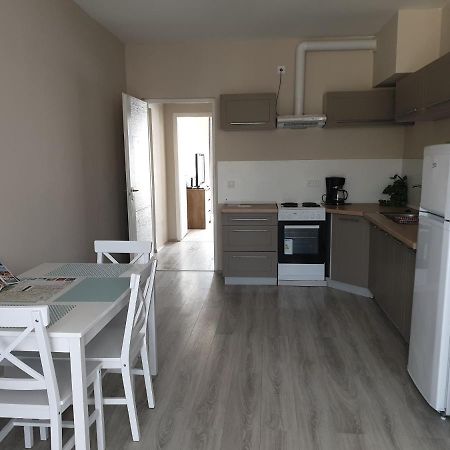 Chill House Apartman Eger Exterior photo